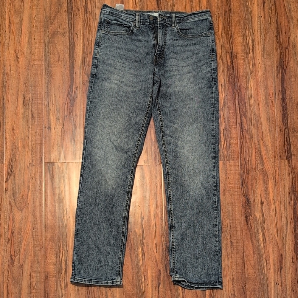 Signature Blue Straight Jeans Classic Fit